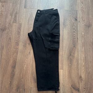 SHEIN Black Cargo Jeans